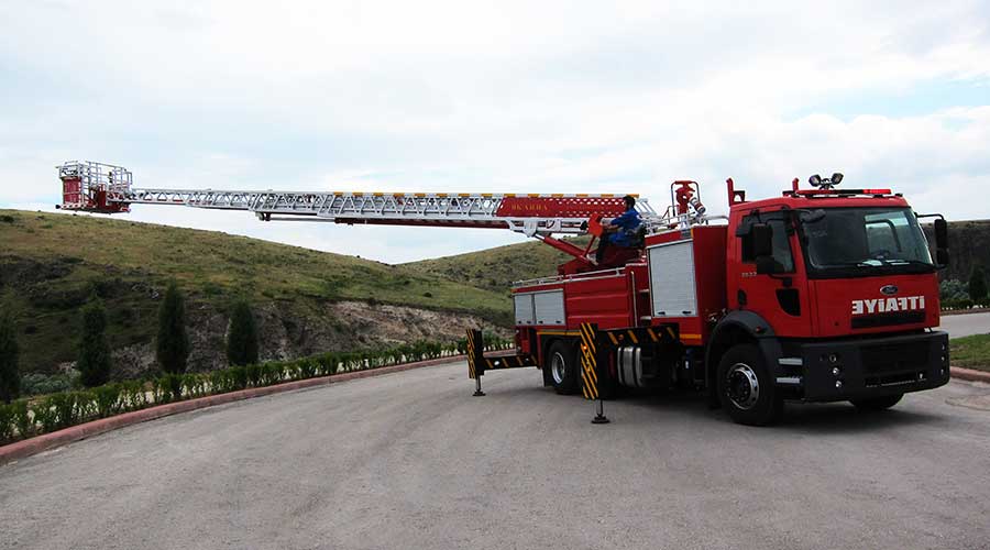 merdivenli itfaiye araci 19